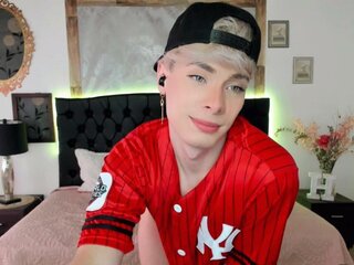 HenryPriceWinn show xxx anal